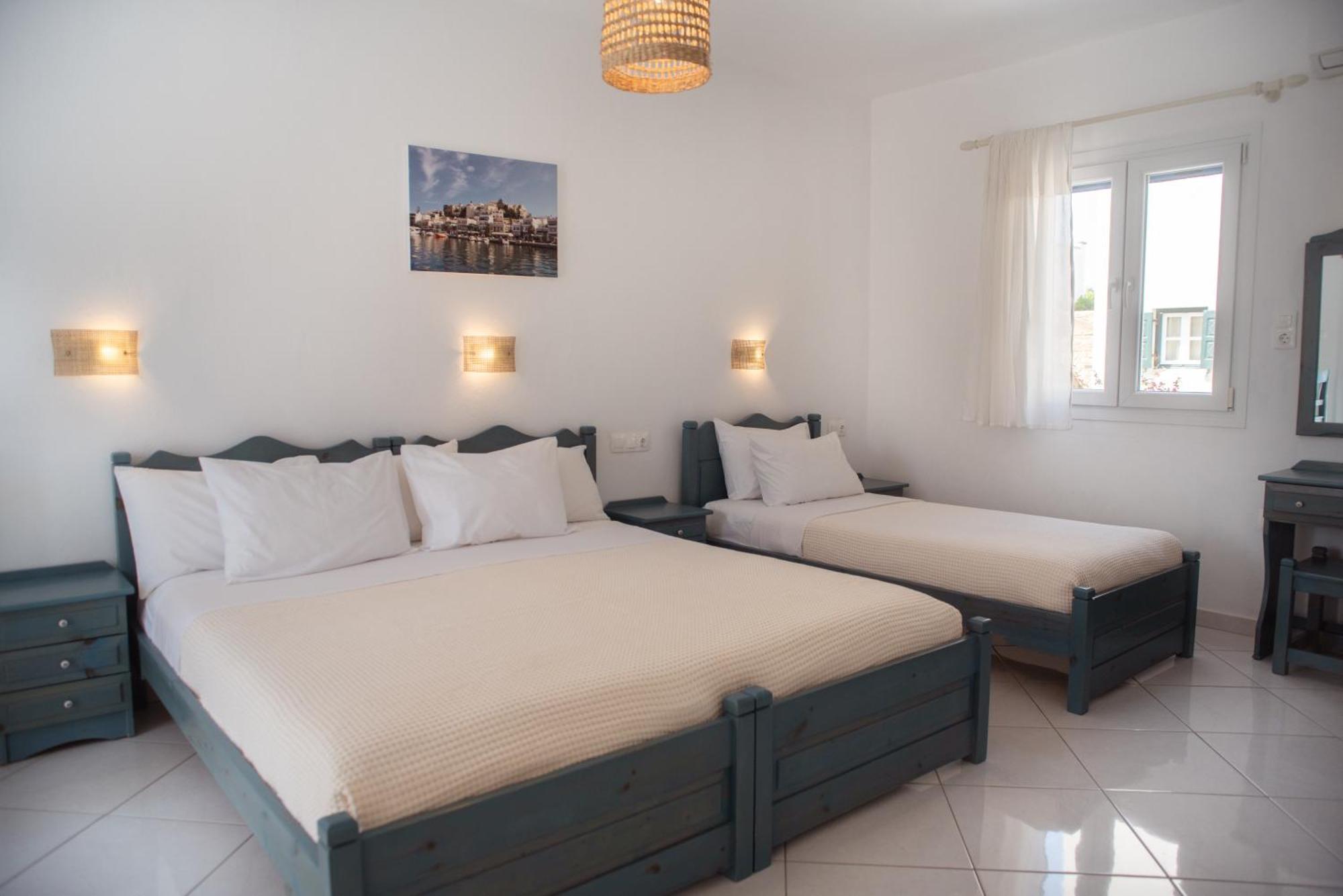 Naxos City Ikaros Studios & Apartments מראה חיצוני תמונה