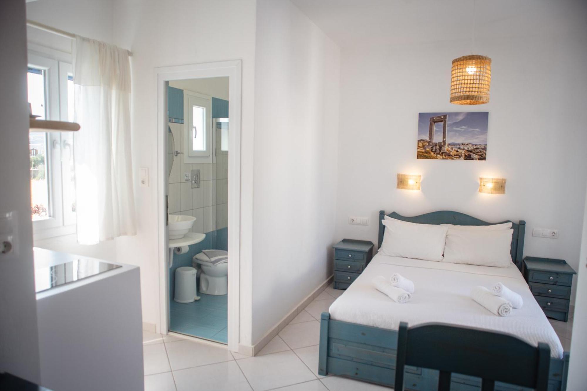 Naxos City Ikaros Studios & Apartments מראה חיצוני תמונה