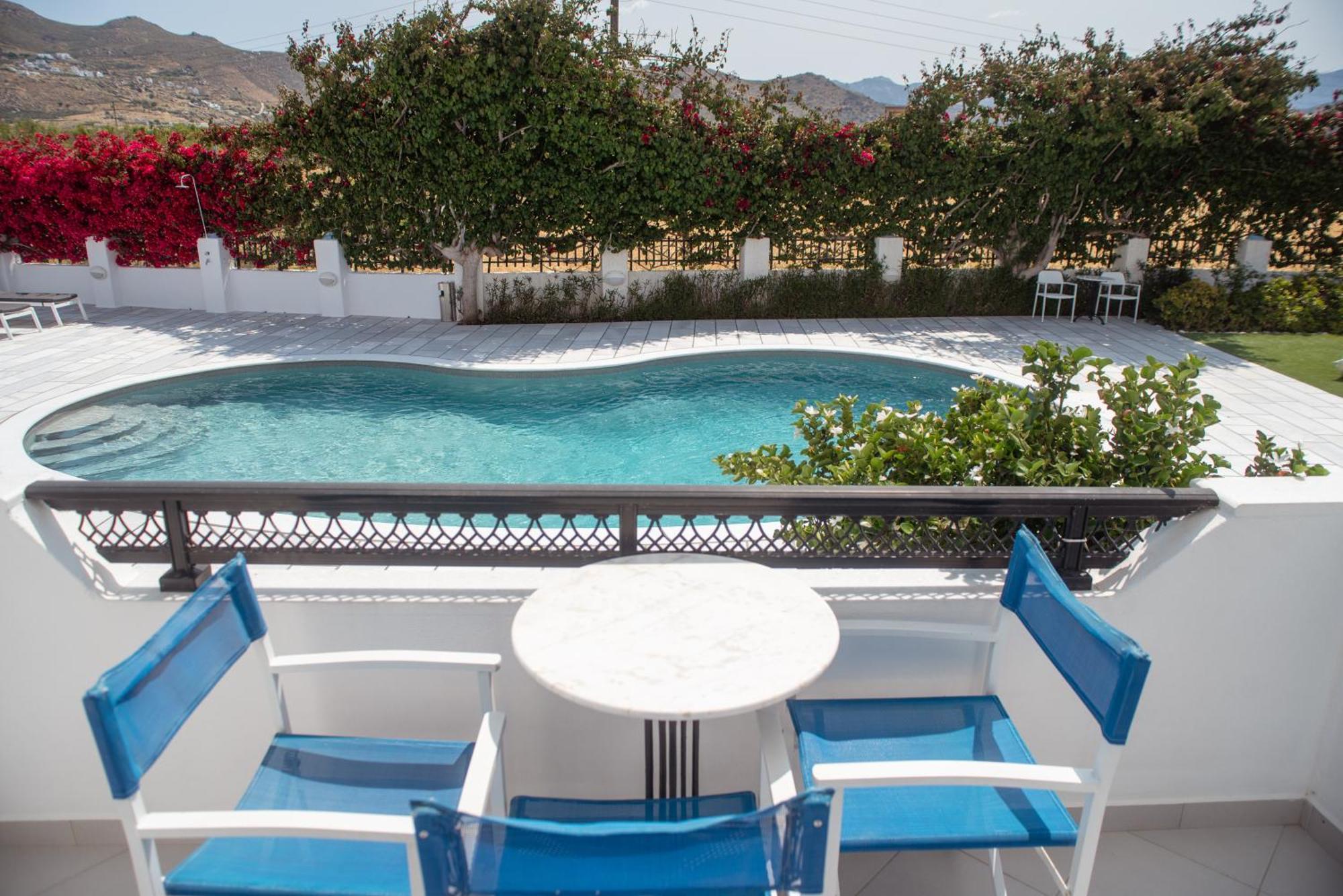 Naxos City Ikaros Studios & Apartments מראה חיצוני תמונה