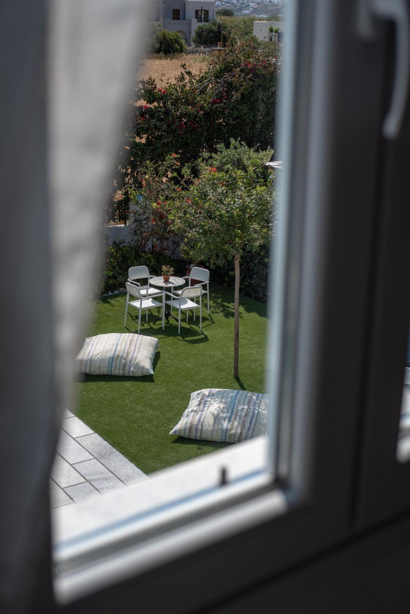 Naxos City Ikaros Studios & Apartments מראה חיצוני תמונה