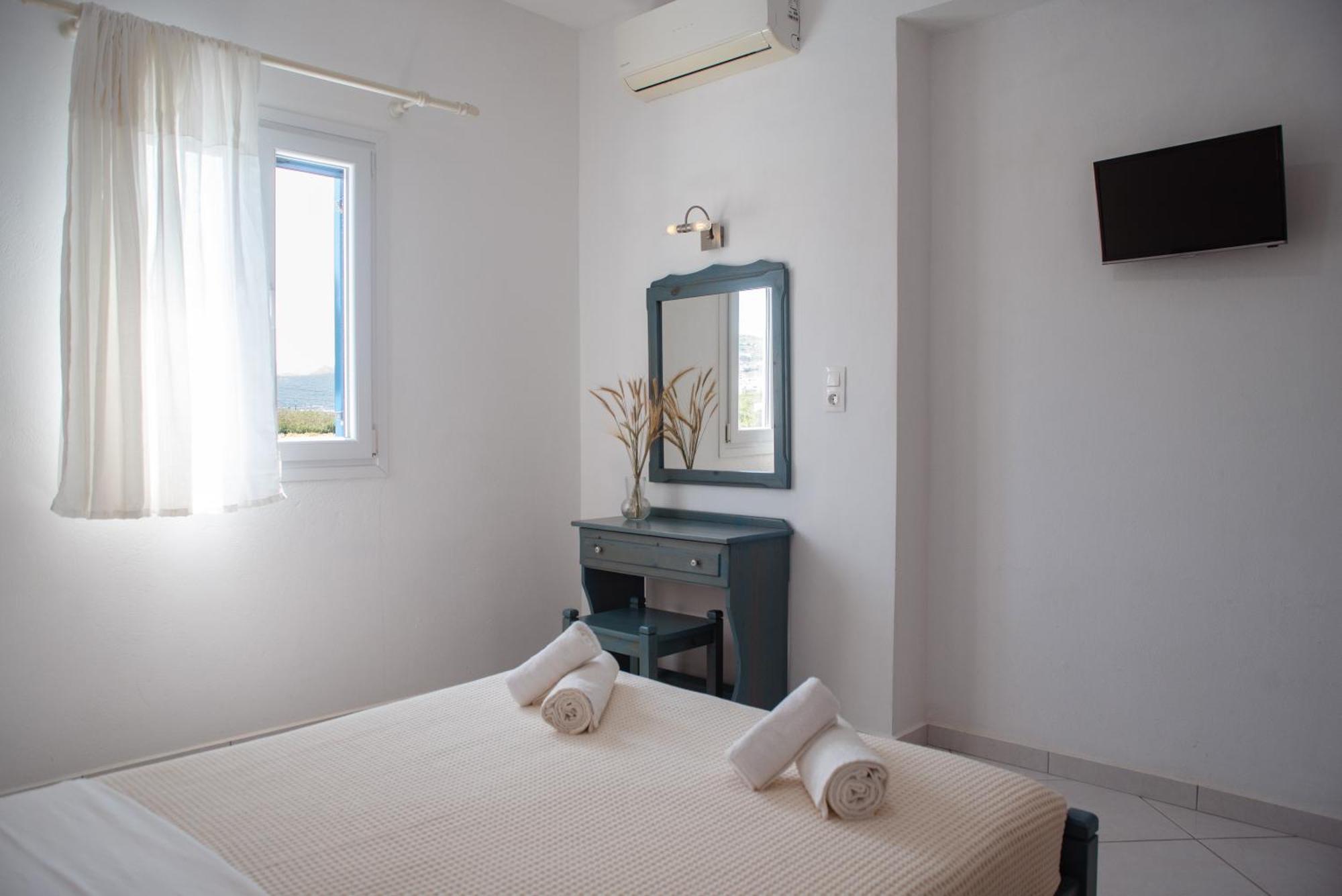 Naxos City Ikaros Studios & Apartments מראה חיצוני תמונה