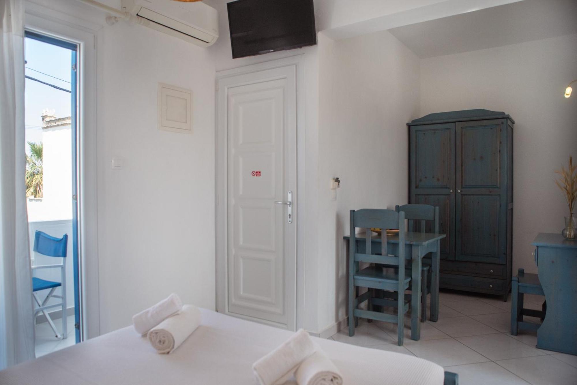 Naxos City Ikaros Studios & Apartments מראה חיצוני תמונה