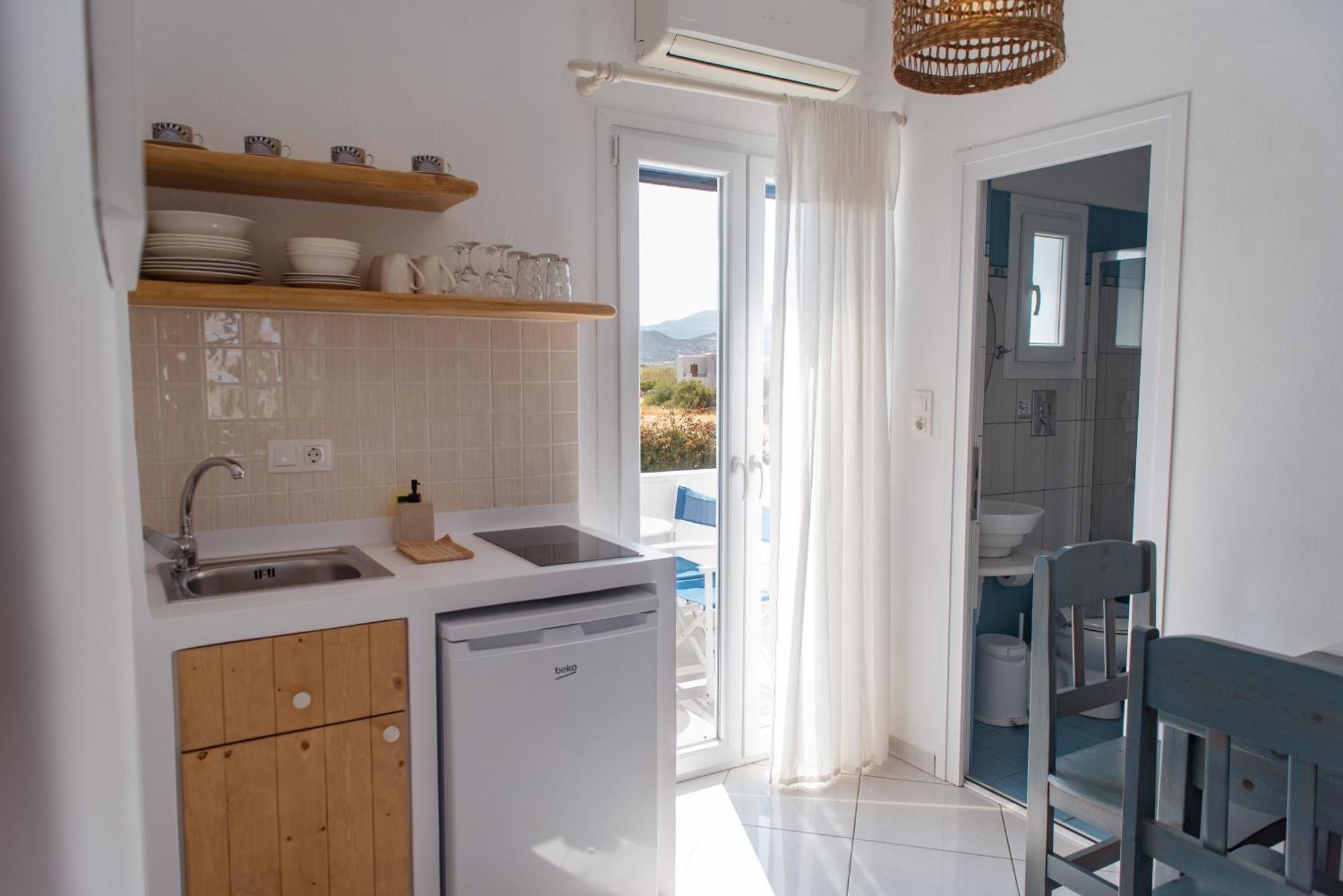 Naxos City Ikaros Studios & Apartments מראה חיצוני תמונה