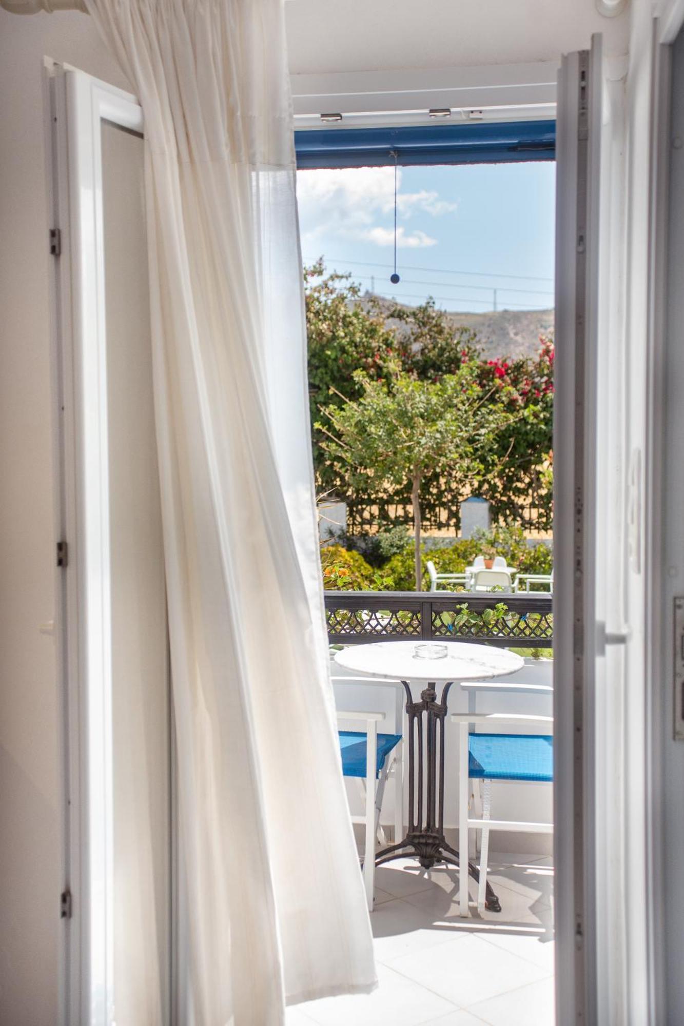 Naxos City Ikaros Studios & Apartments מראה חיצוני תמונה