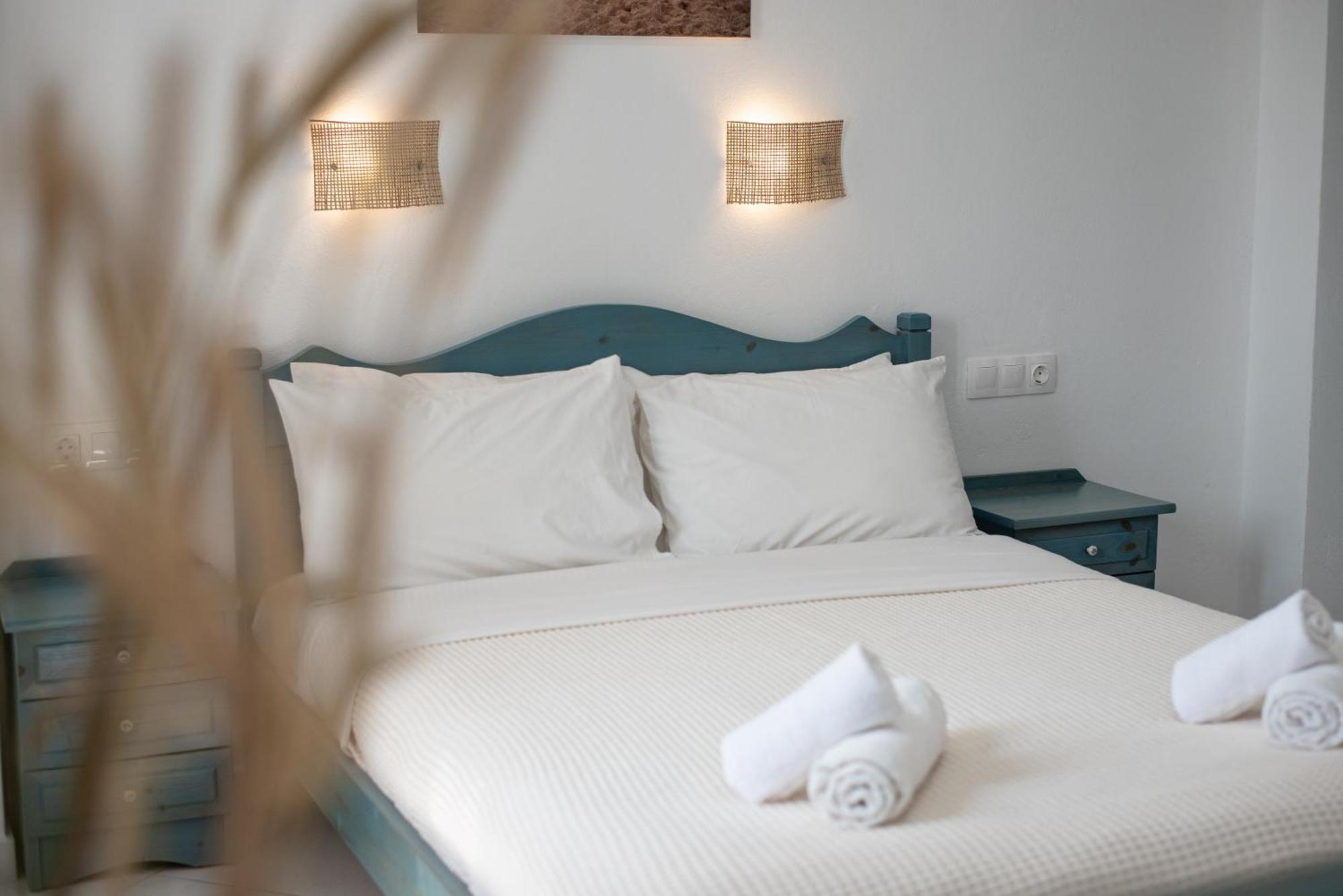 Naxos City Ikaros Studios & Apartments מראה חיצוני תמונה